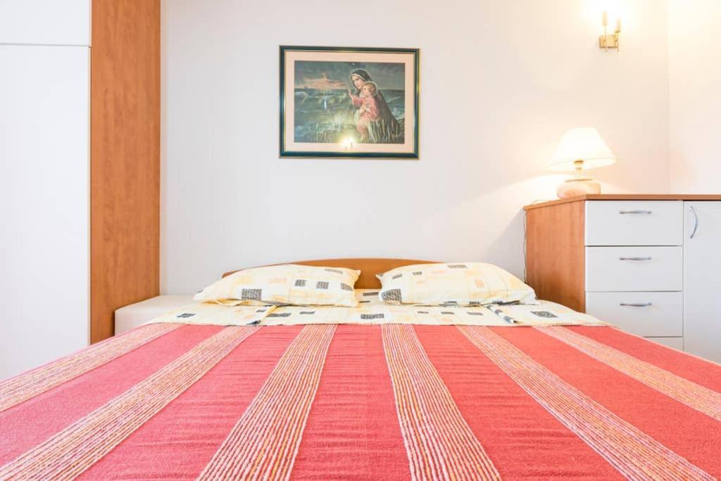 Apartment Jelka- Center Of Hvar Town Extérieur photo