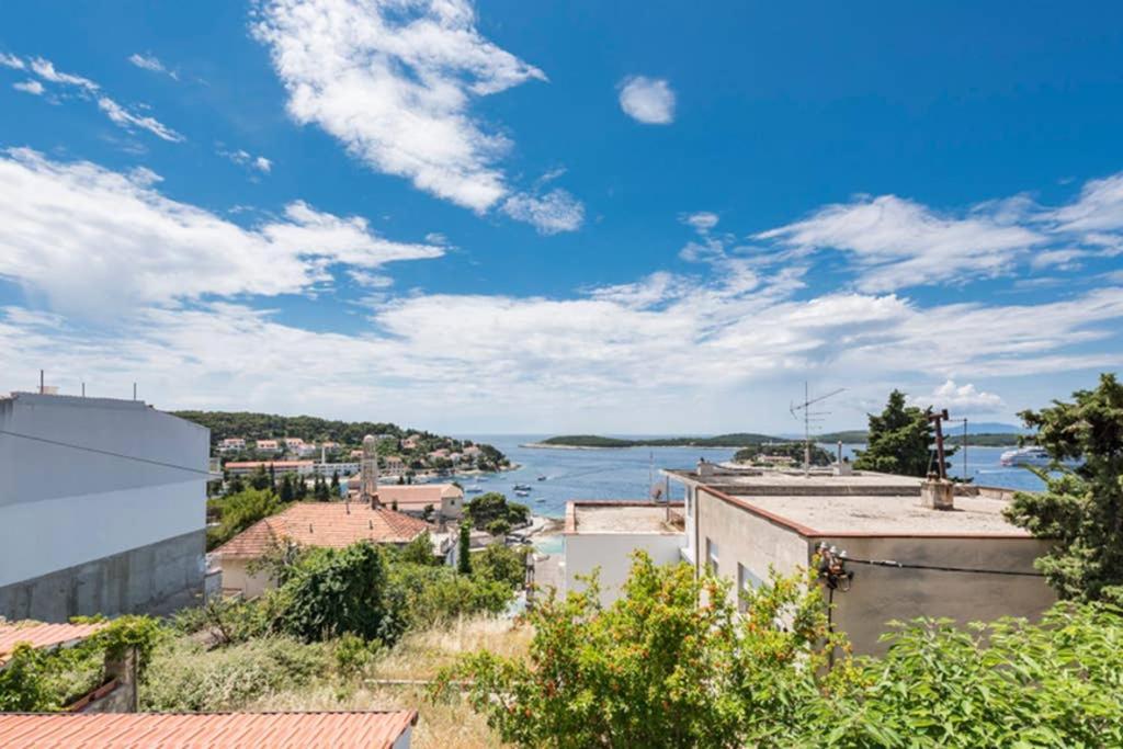 Apartment Jelka- Center Of Hvar Town Extérieur photo