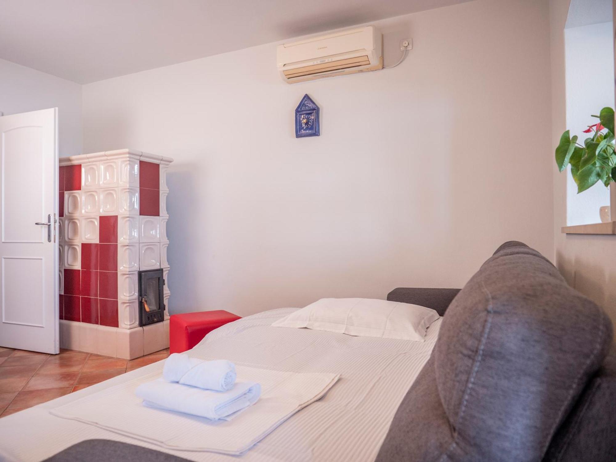 Apartment Jelka- Center Of Hvar Town Extérieur photo